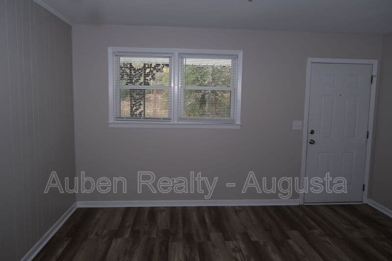 Augusta House: 1604 Johns Road