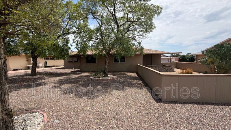 Sun City House: 10814 West Saratoga Circle