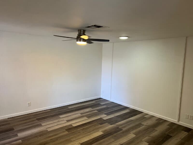 Chandler Townhome: 25 N Cottonwood St
