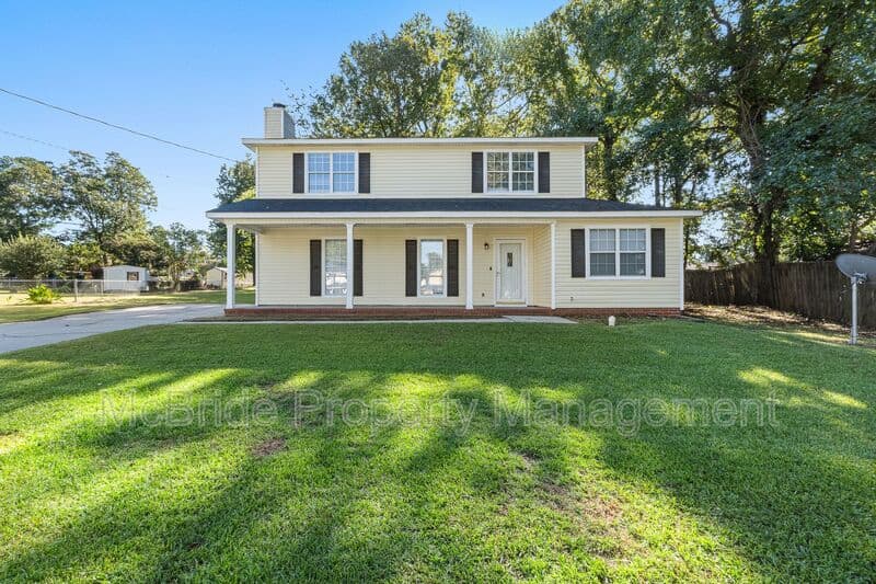 Evans House: 531 Travis Ct