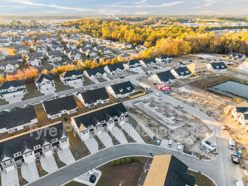 Greenville Townhome: 1904 Newbury Way