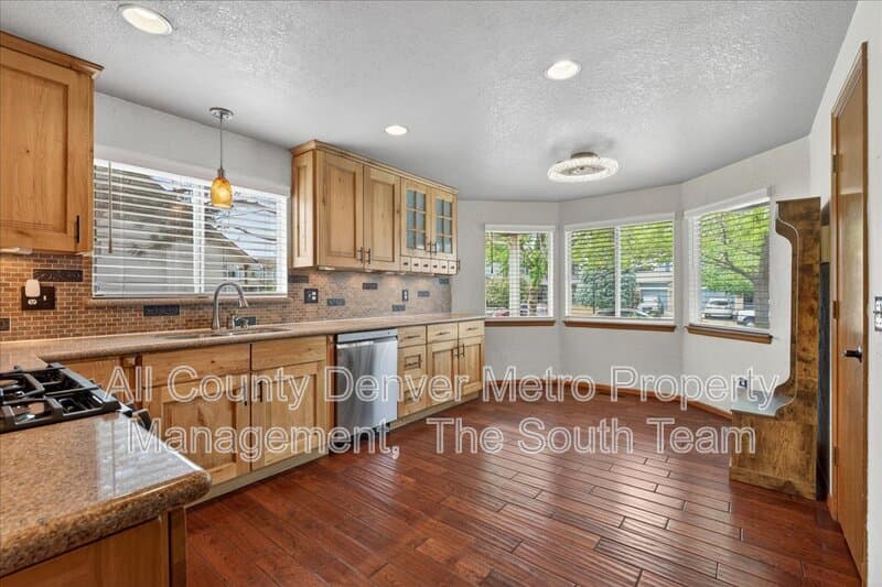 Centennial House: 19721 E Stanford Drive