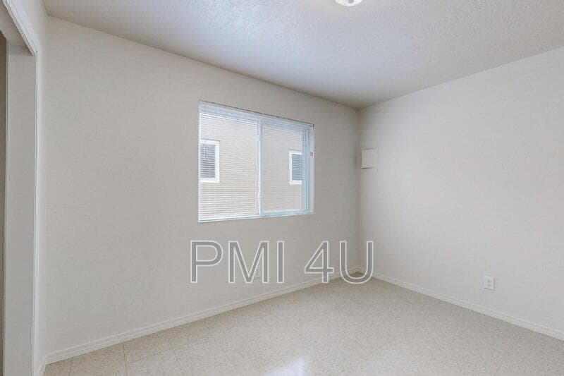 Albuquerque Condo: 227 Tennessee St NE