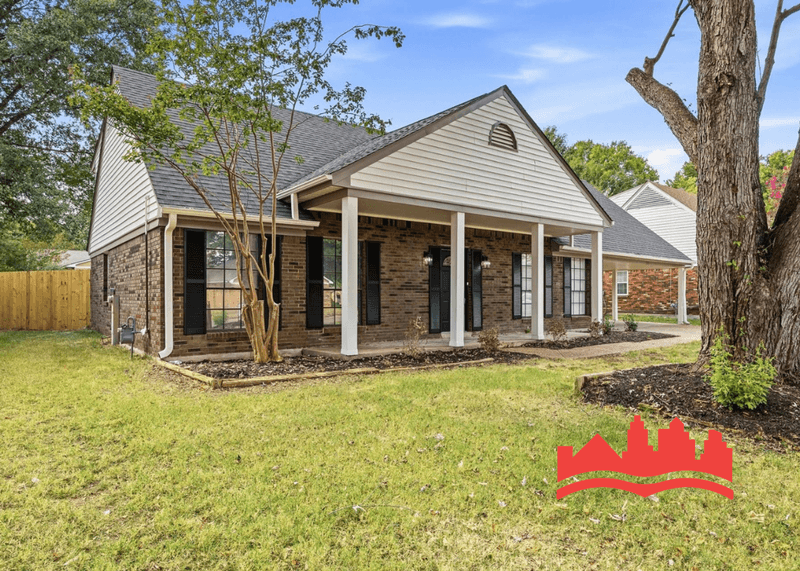 Bartlett House: 3915 Clover Hill Dr
