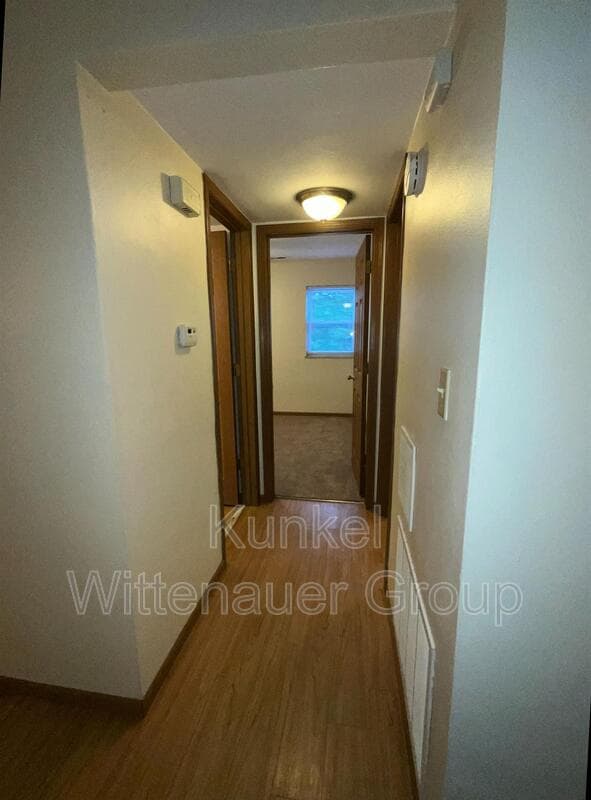 Swansea Condo: 1811-4 Jamestown Road