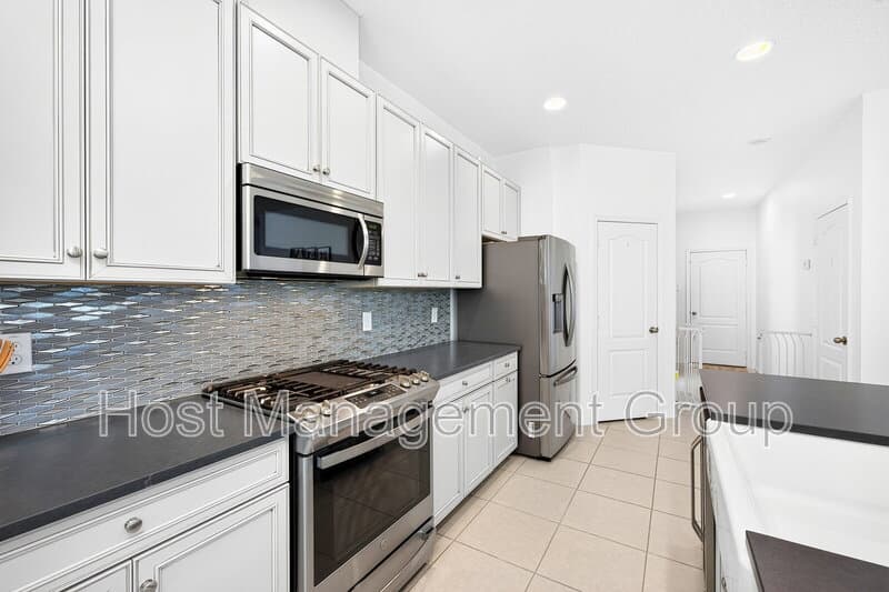 Orlando House: 8205 Bayliss Ct