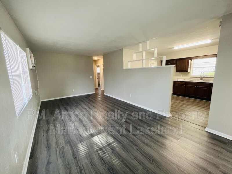 Winter Haven House: 2025 4th St NE