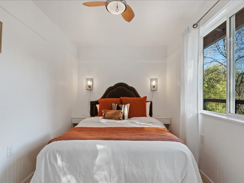 Guerneville Townhome: 14975 River Road