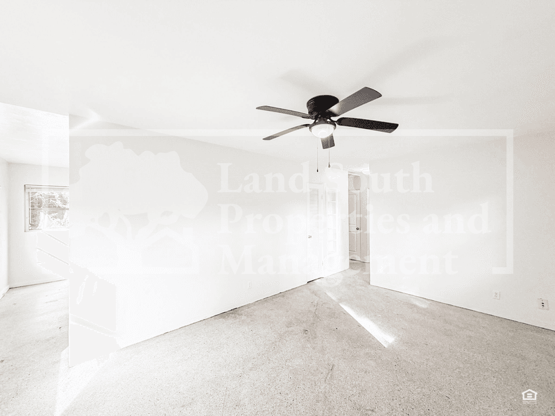Lakeland House: 2323 Jungle Street