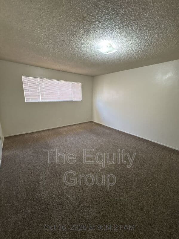 Visalia Condo: 615 S Demaree St