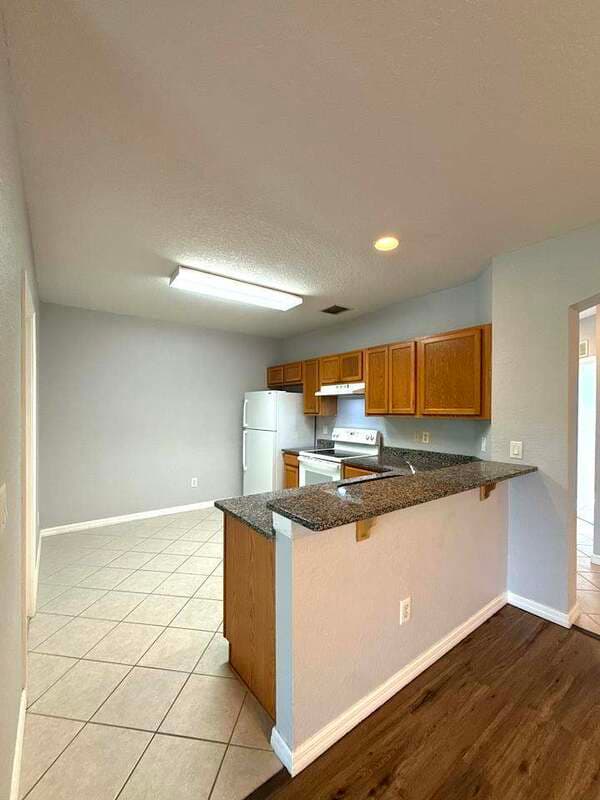 Ruskin Condo: 431 Newmont Circle - 202