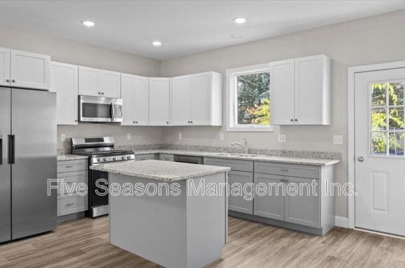 Winooski House: 34 Mollys Way
