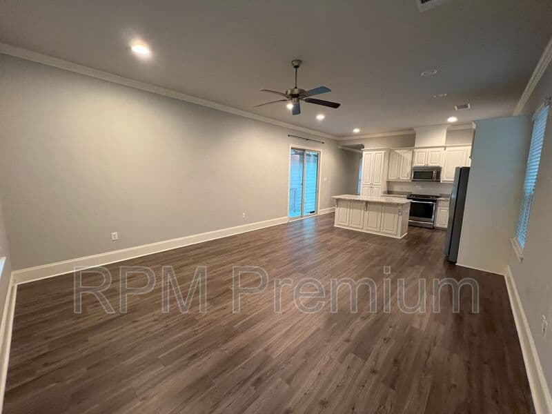 Baton Rouge House: 2353 Orpine Ave.