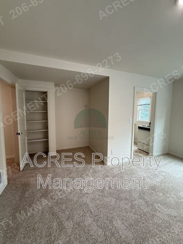 Seattle Condo: 7118 California Avenue SW