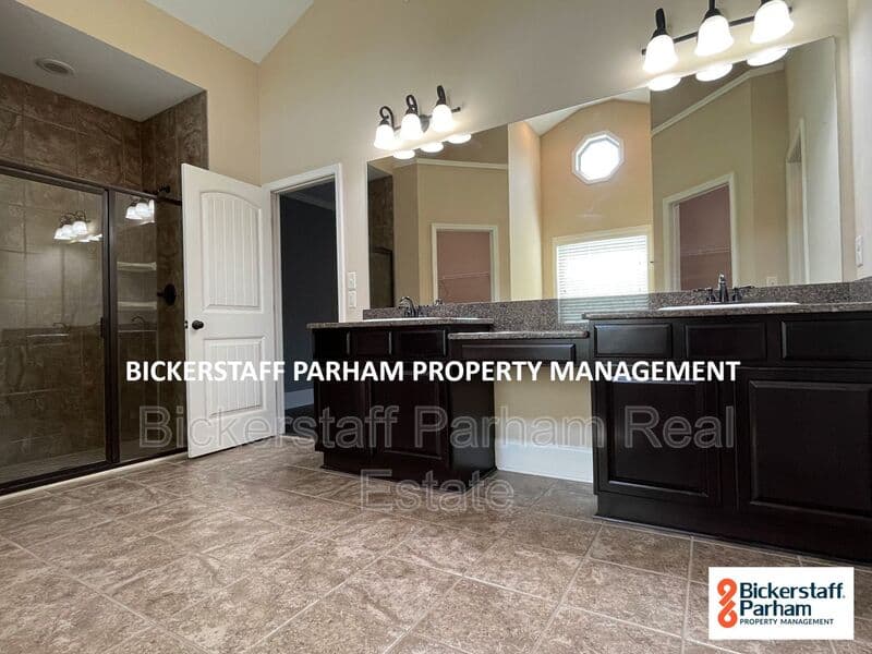 Fortson House: 9468 Forest Crown Drive