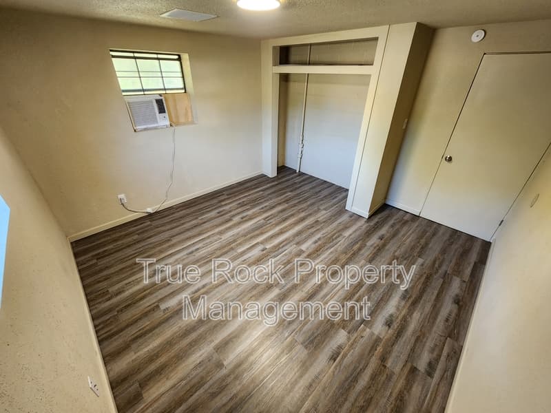 Ada House: 902 West 14th Street