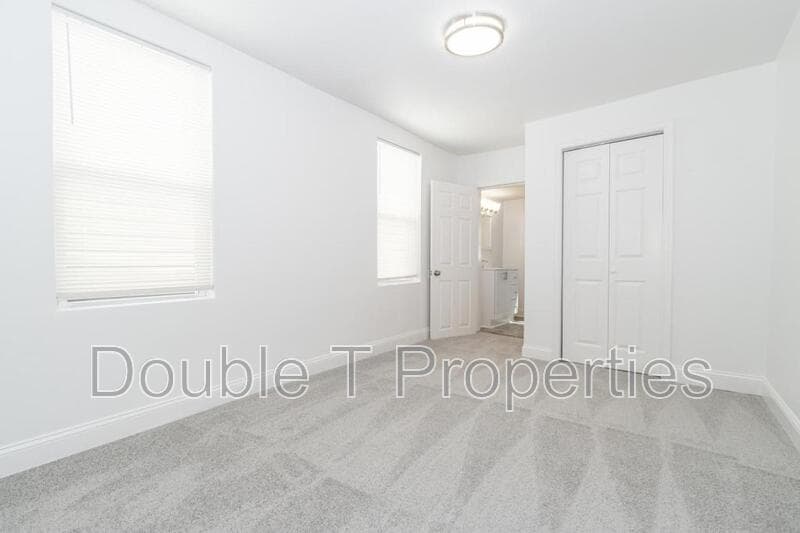 Baltimore Townhome: 737 N Chester St