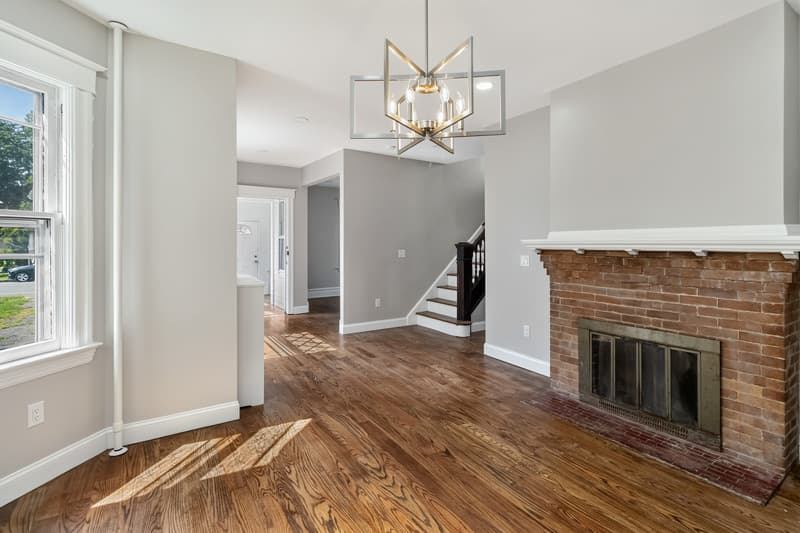 Montclair House: 99 Lincoln Street