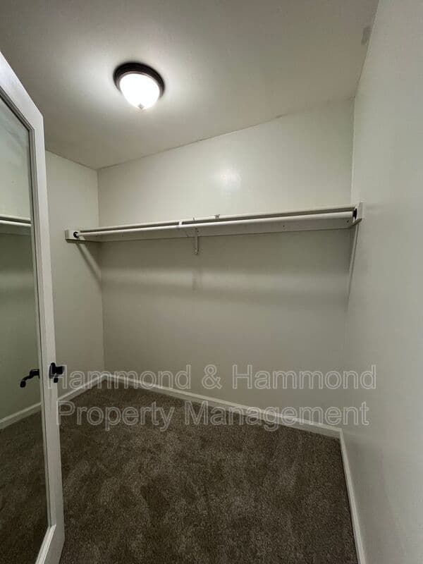 Granada Hills House: 16751 San Fernando Mission Blvd.