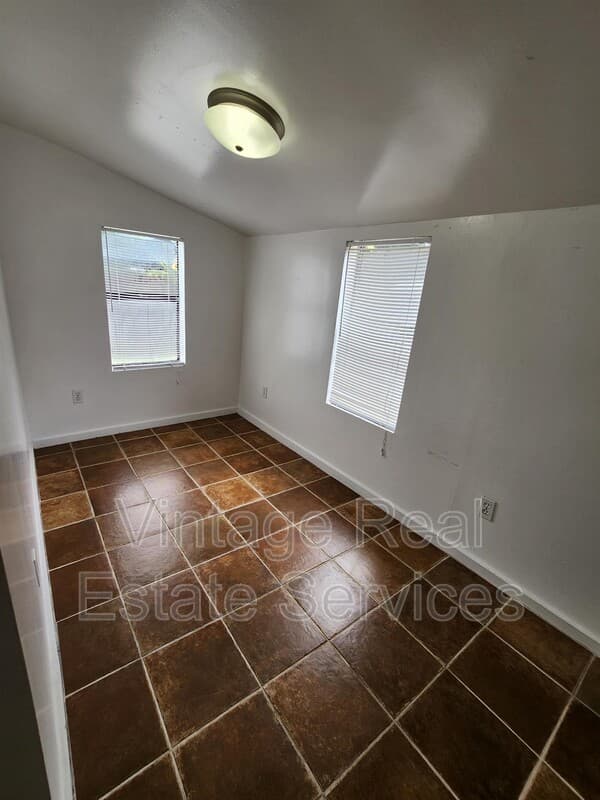 Tampa Condo: 309 W Comanche Ave