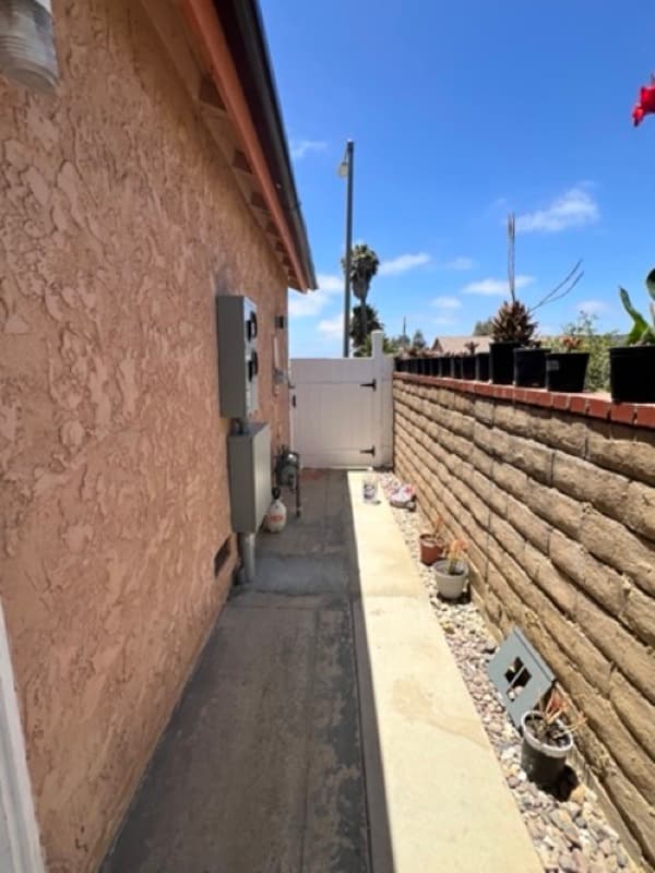 San Diego Condo: 1529 Duarte Place