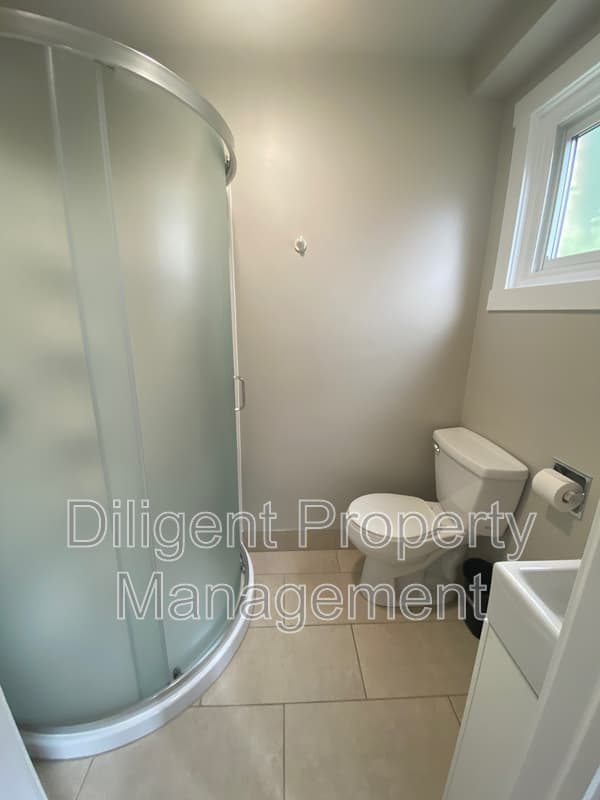 Peterborough House: 1260 Pulpit Rd