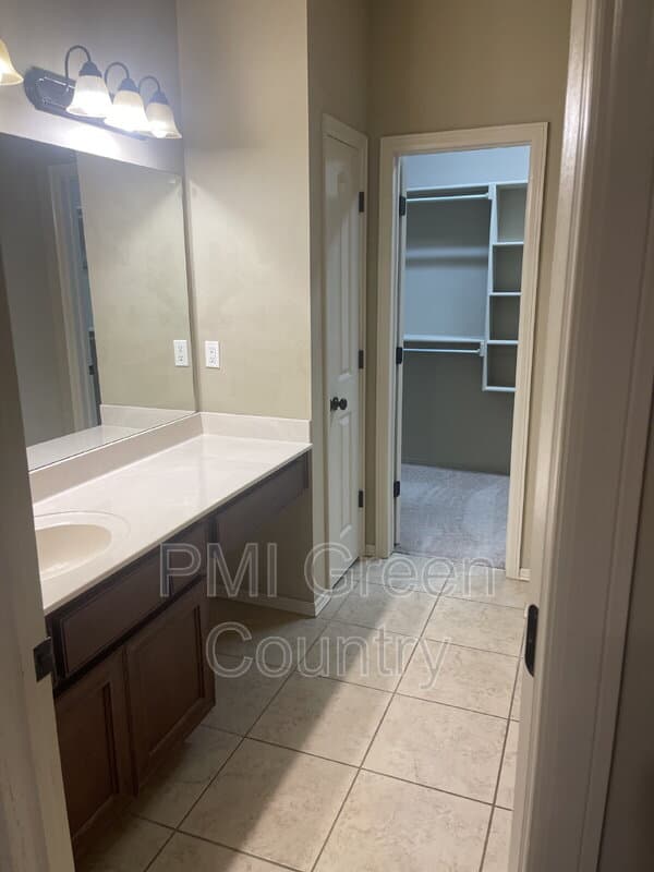 Tulsa House: 4713 S 181st East Ave