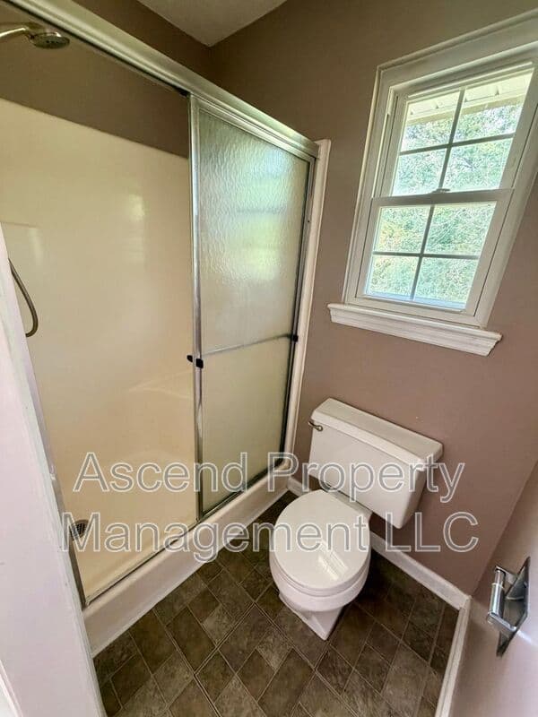 Ooltewah House: 5428 Country Village Dr