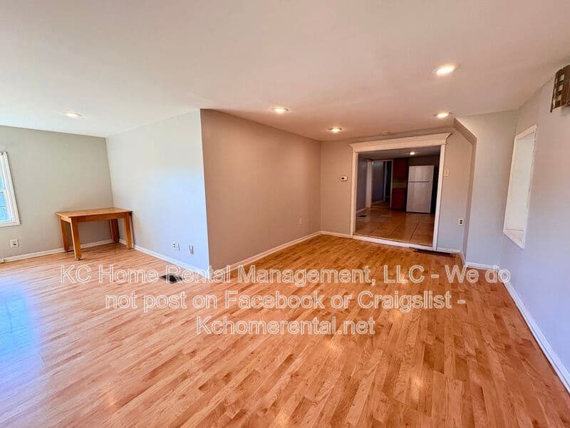 Kansas City House: 2817 West 41st Avenue