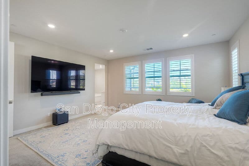 Carlsbad House: 1817 Artemisia Ct