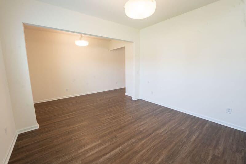 Richmond Hill House: 66 Rimmon Ct