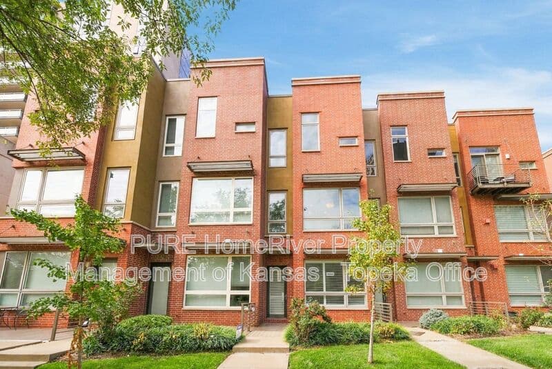 Kansas City House: 4540 J.C. Nichols Parkway