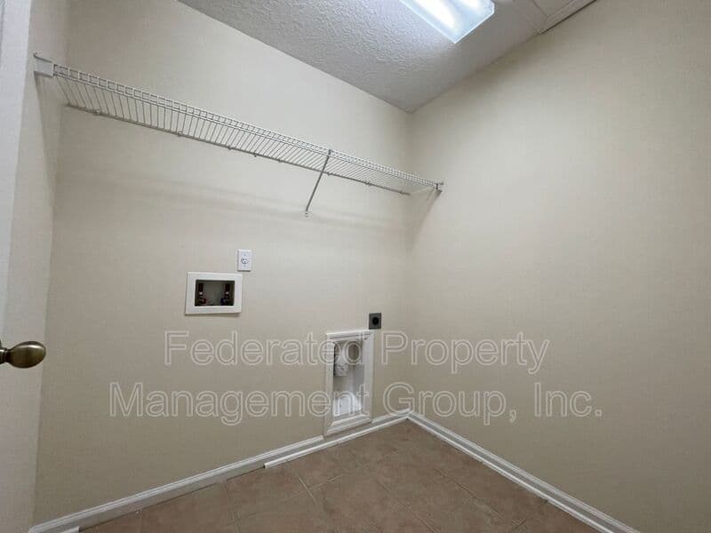 ST AUGUSTINE House: 3125 EAST BANISTER RD.