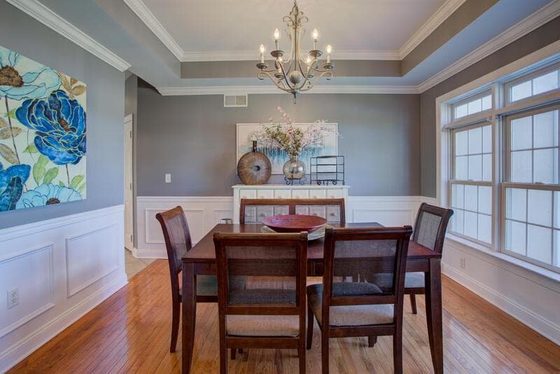 Lancaster House: 1007 Croft Drive