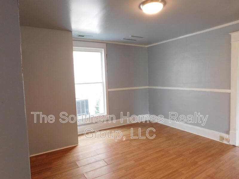 Etowah House: 530 6th Street