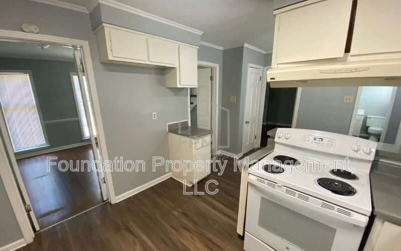 Memphis House: 3083 Dothan Street