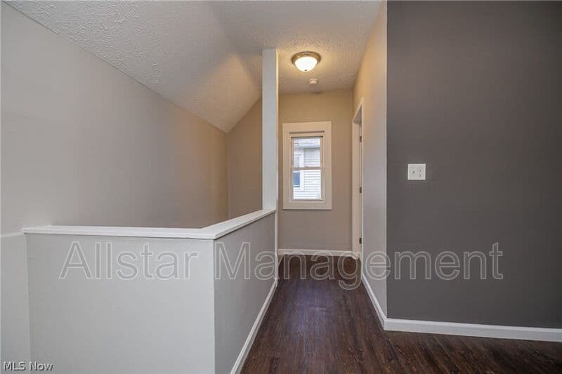 Elyria Condo: 228 Gates Avenue
