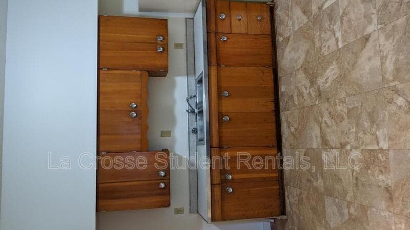La Crosse Condo: 904 Vine Street