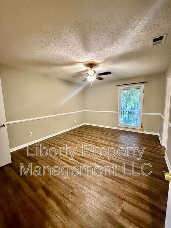Fayetteville Condo: 917 Odom Dr