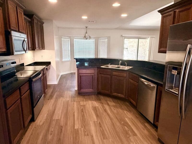 Milton House: 5836 Chi Chi Circle