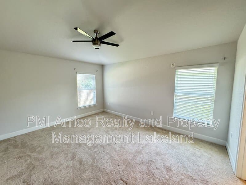 Winter Haven House: 1500 Grey Eagle Lane