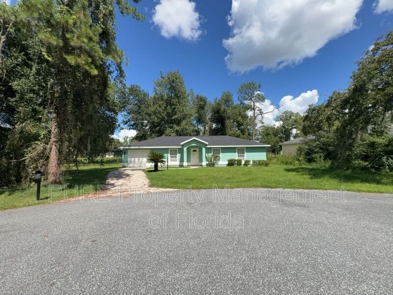 Ocala House: 53 Pecan Run Dr