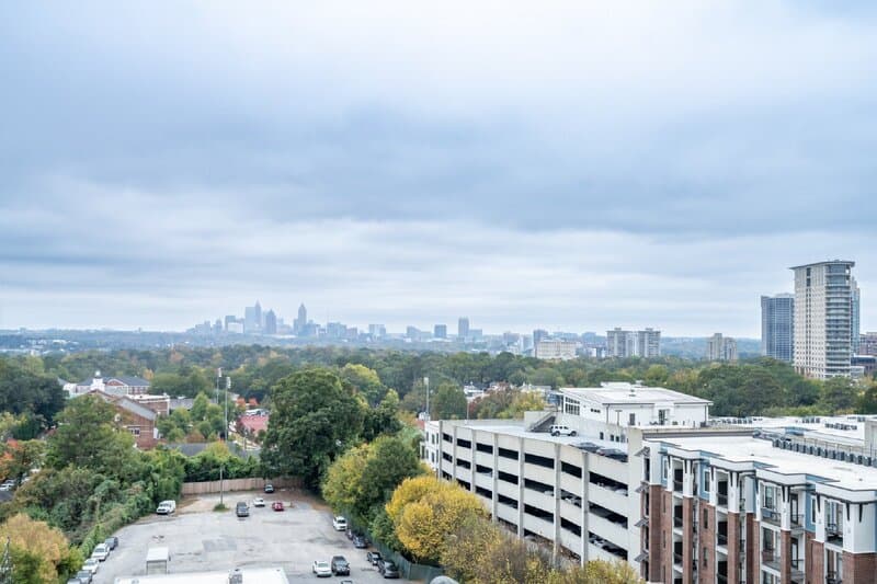 Atlanta Condo: 250 Pharr Road Northeast