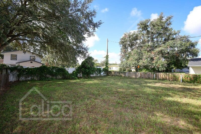 Orlando House: 4464 Piedmont St