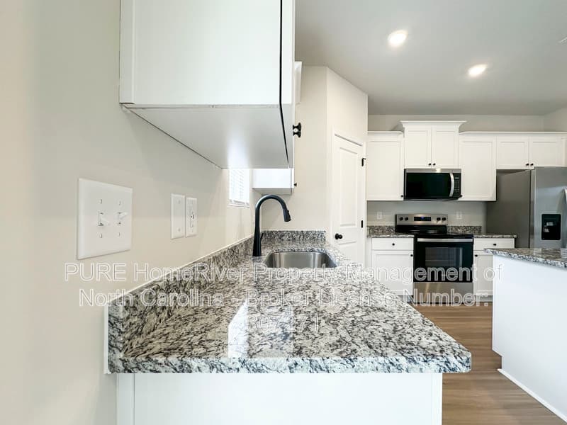 Angier House: 405 Chedworth Dr