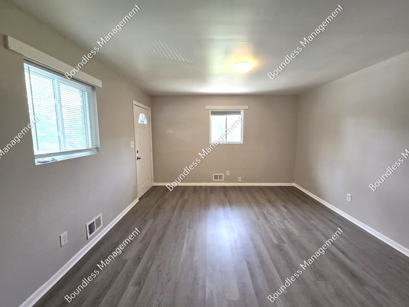 East Point Condo: 2762 Palm Dr