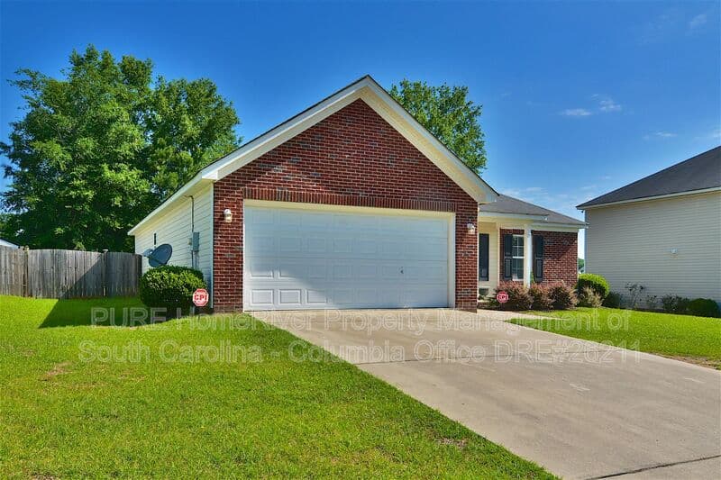 Hopkins House: 129 Alexander Pointe Dr