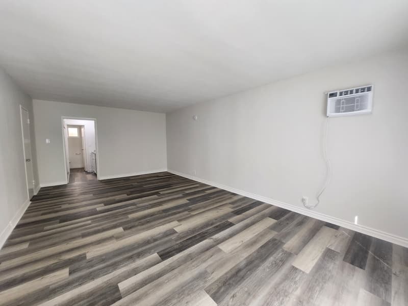 Los Angeles Condo: 2034 South Corning Street - 3