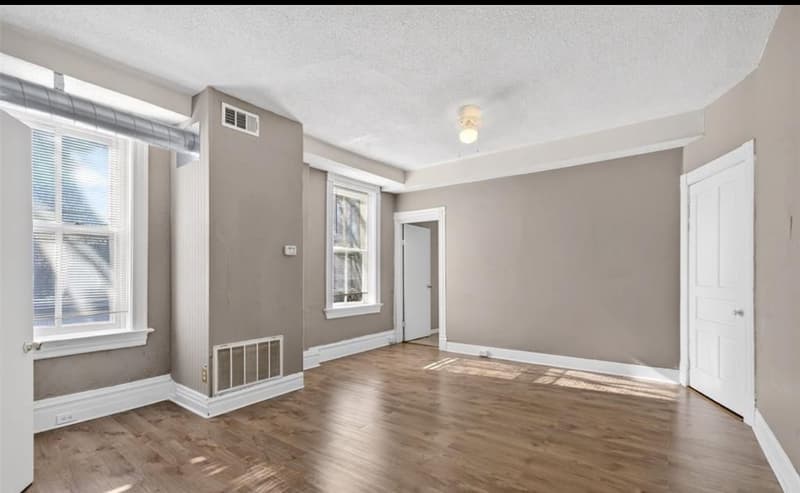 Saint Louis Townhome: 3005 S Compton Ave