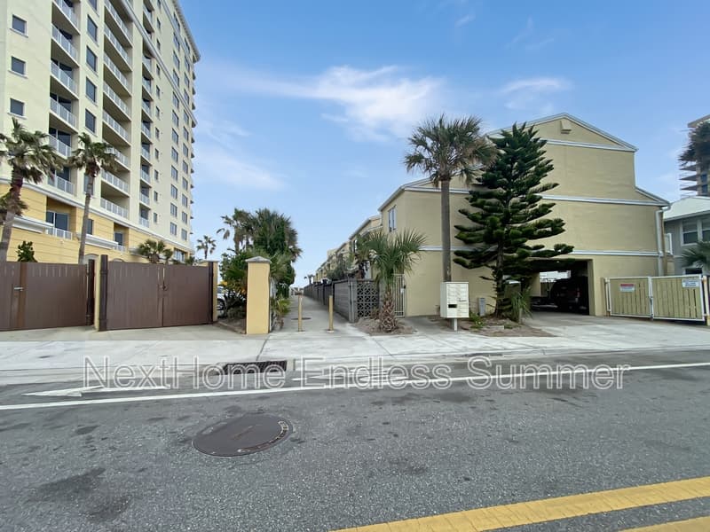 Jacksonville Beach Condo: 1107 1st Street South, #J